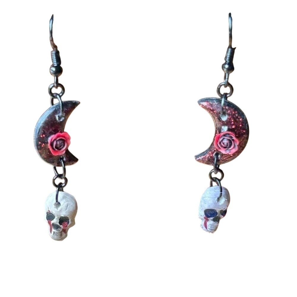 Gothic Vampire Moon Red Rose & Bleeding Skull Dark Academia Earrings Gun Metal